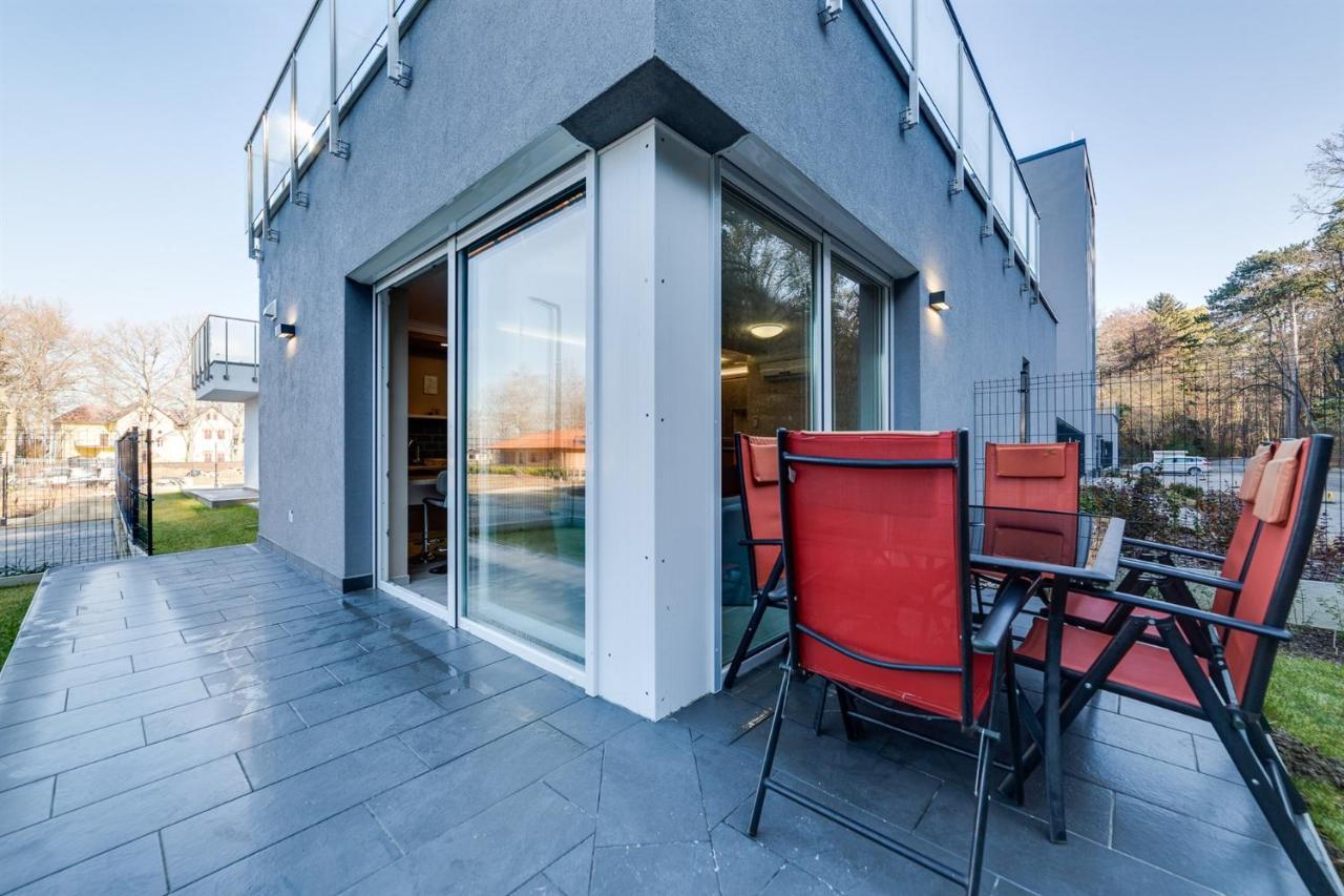 Forest Foeldvar Apartmanok By Bltn Balatonföldvár Extérieur photo