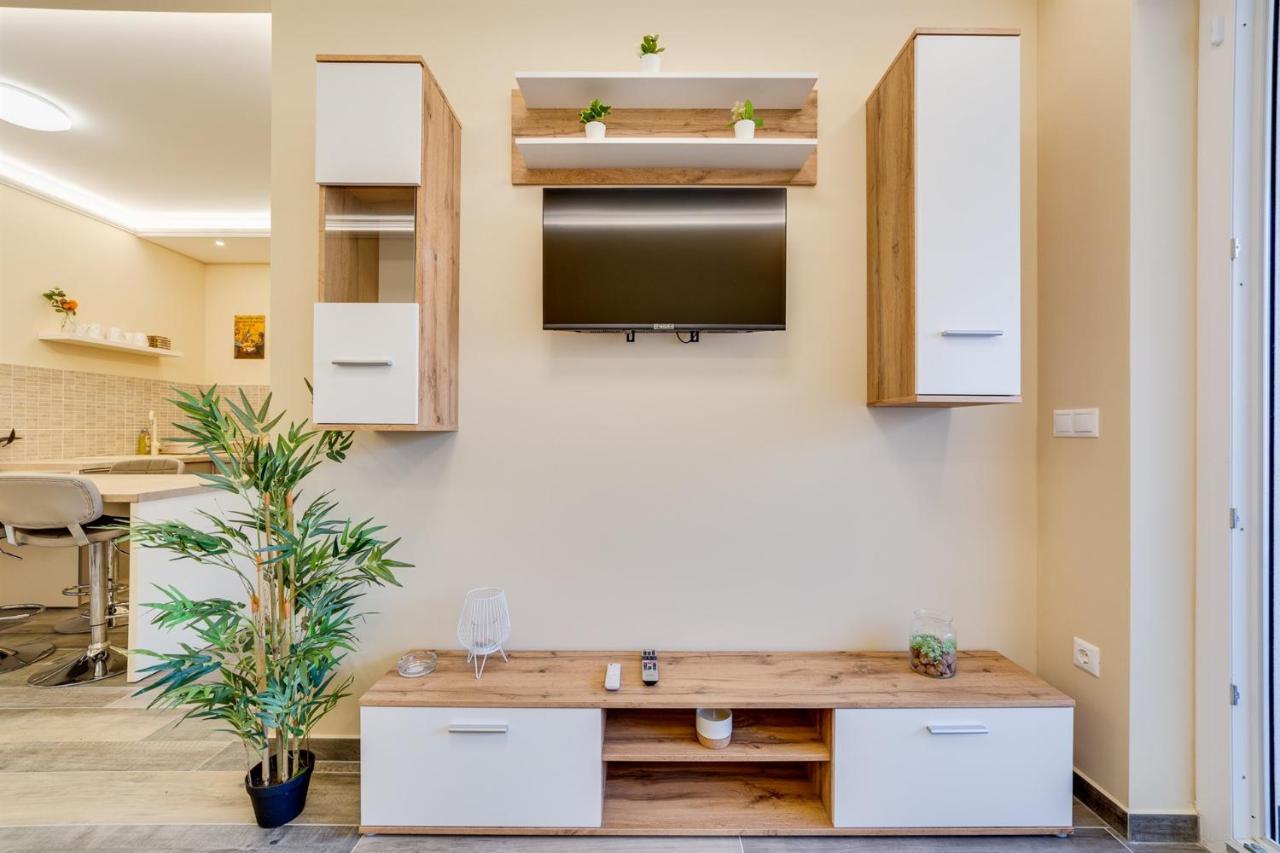 Forest Foeldvar Apartmanok By Bltn Balatonföldvár Extérieur photo