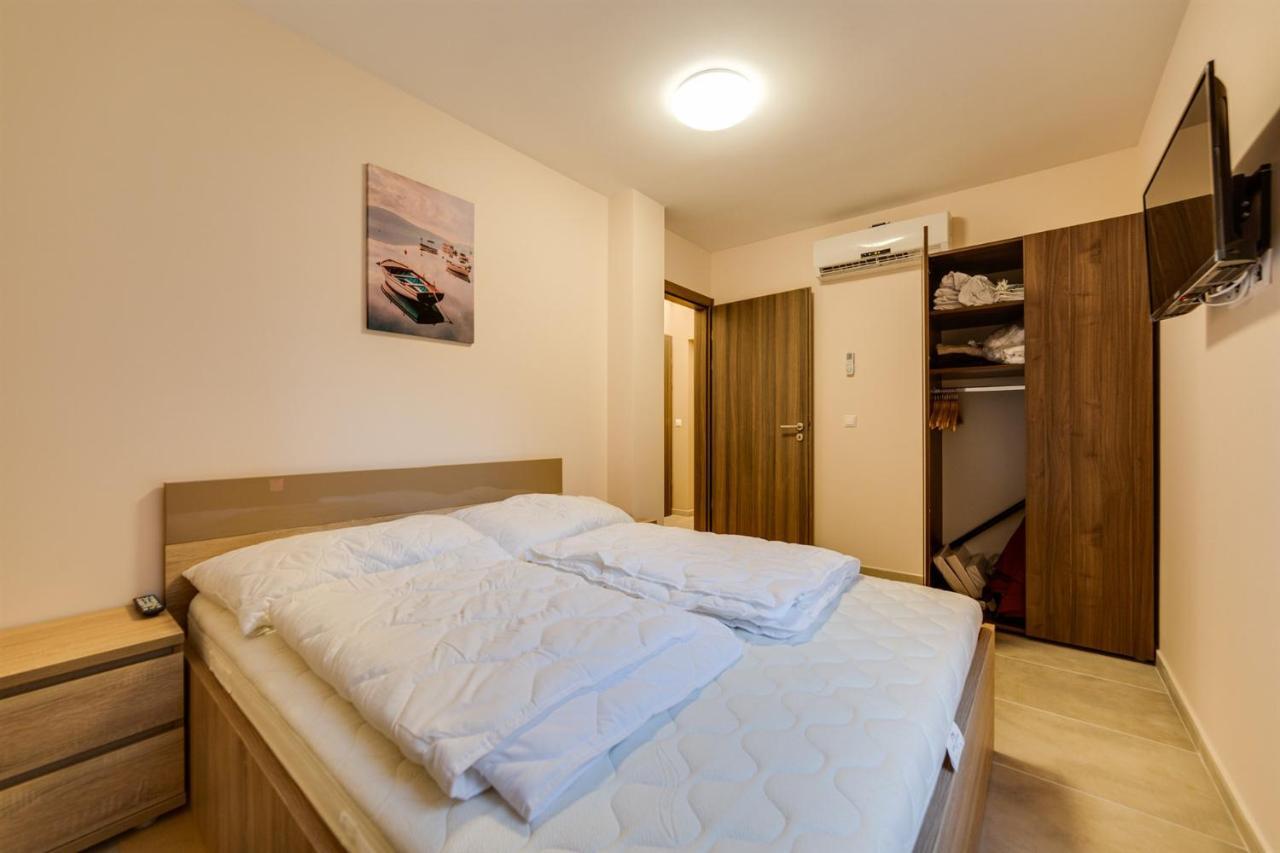 Forest Foeldvar Apartmanok By Bltn Balatonföldvár Extérieur photo